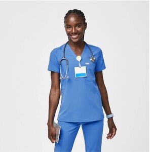 FIGS - Capri Blue Catarina™ - One-Pocket Scrub Top
